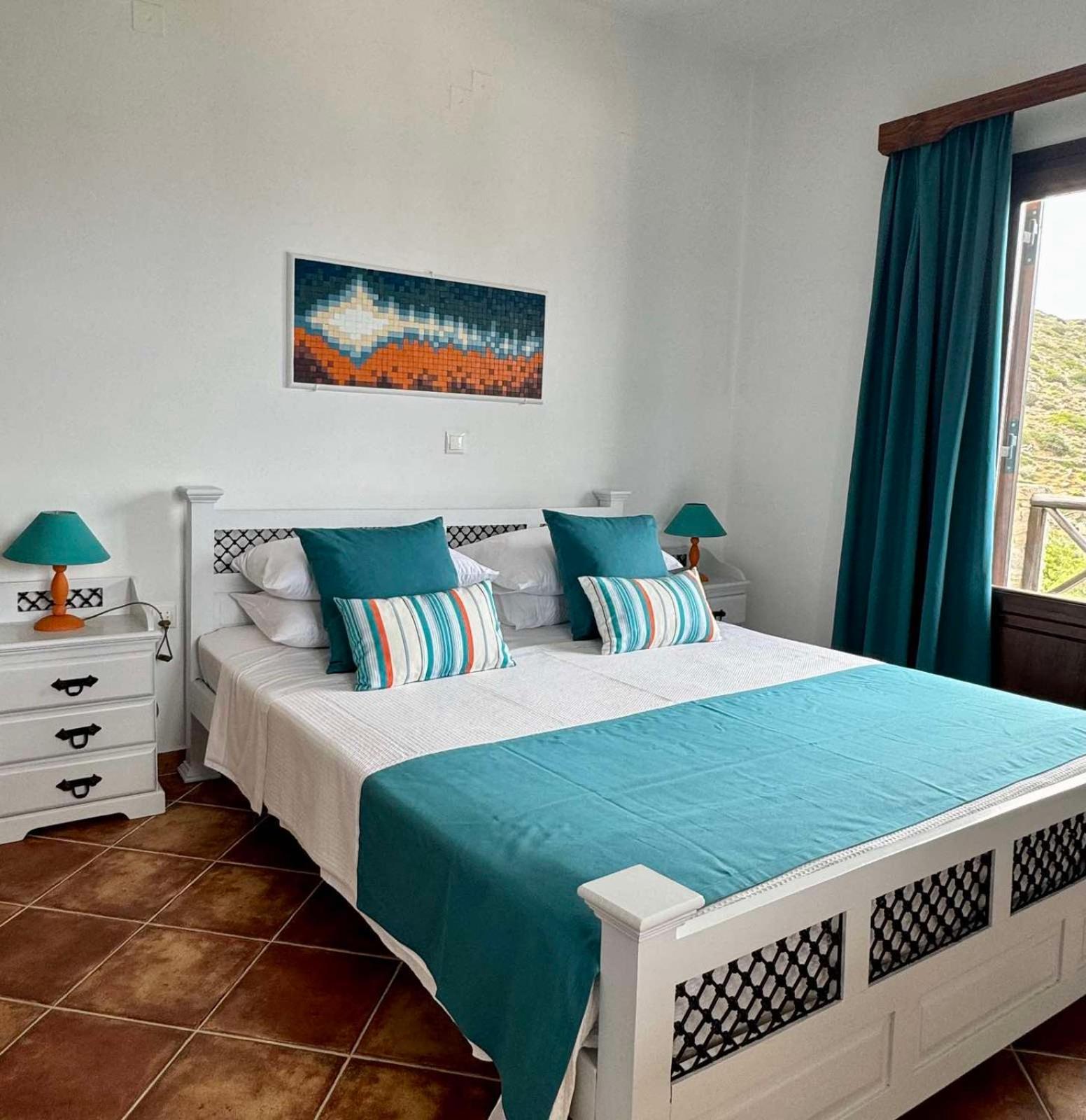 Syrou Lotos Studios & Apartments (Adults Only) Kíni Szoba fotó