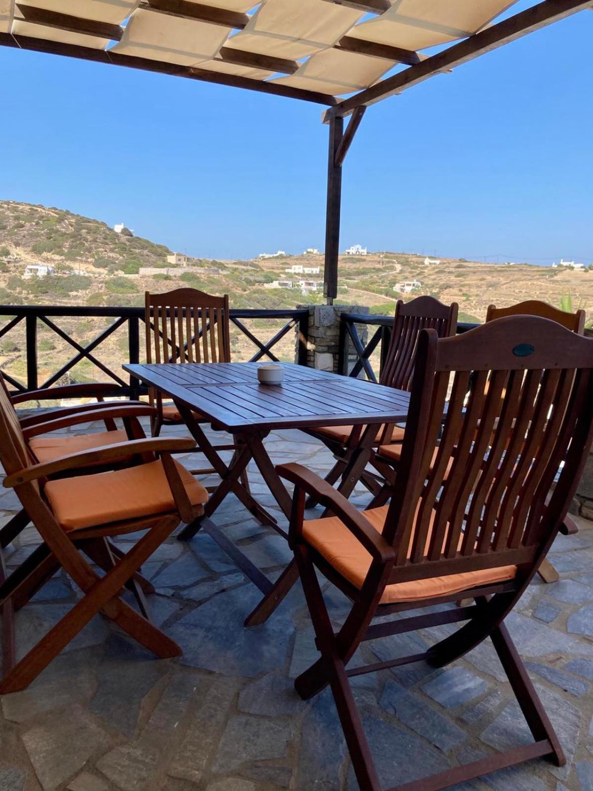 Syrou Lotos Studios & Apartments (Adults Only) Kíni Szoba fotó